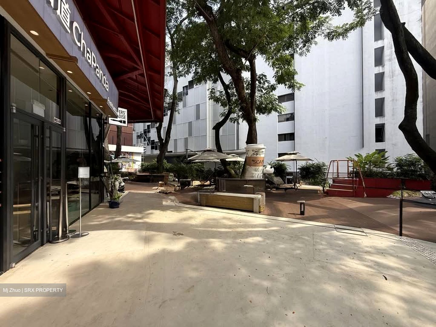 Scape (D9), Retail #590484591